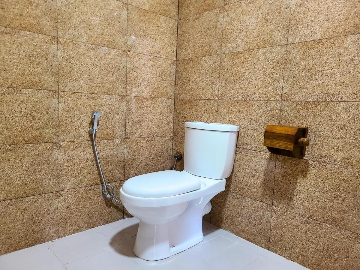Woodholic Homestay Сигирия Екстериор снимка