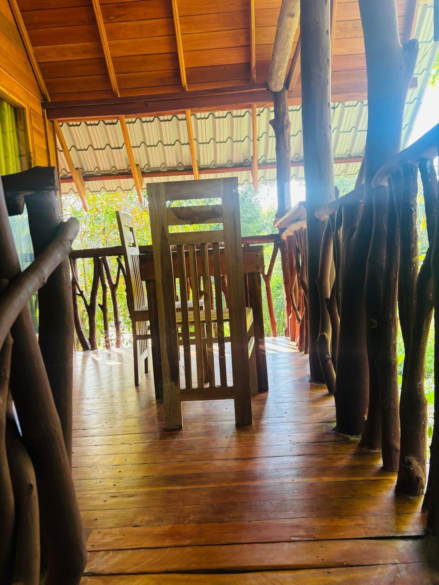 Woodholic Homestay Сигирия Екстериор снимка